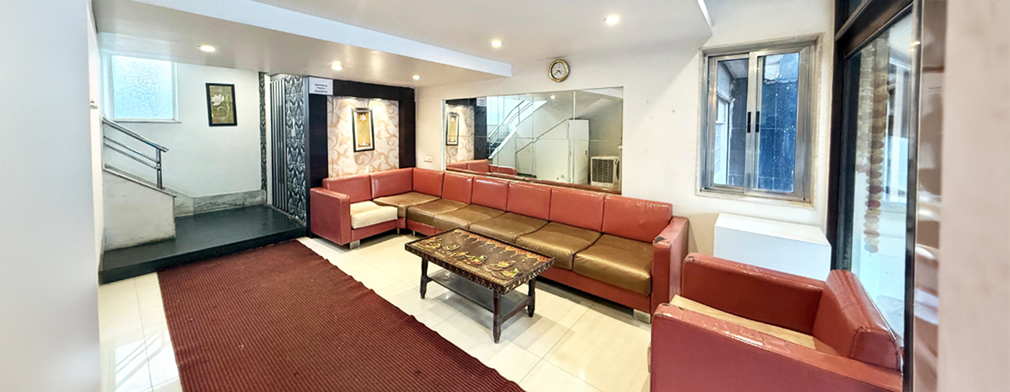 Suresh Plaza 5
